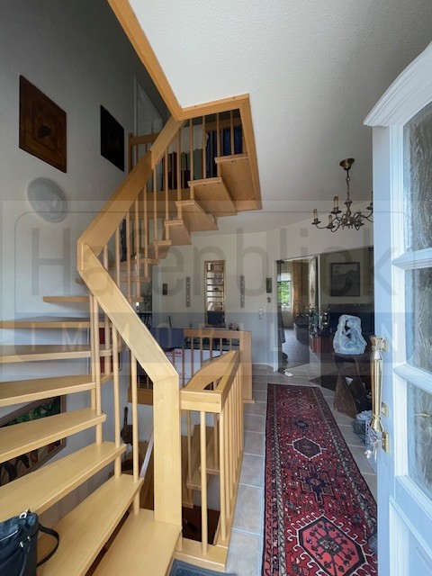 Treppe im Flur Einfamilienhaus Gr�mitz