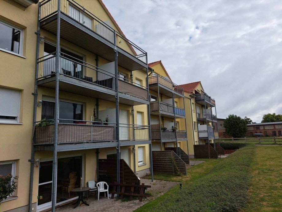 Hausansicht.Balkone Wohnung B�rgerende - Rethwisch