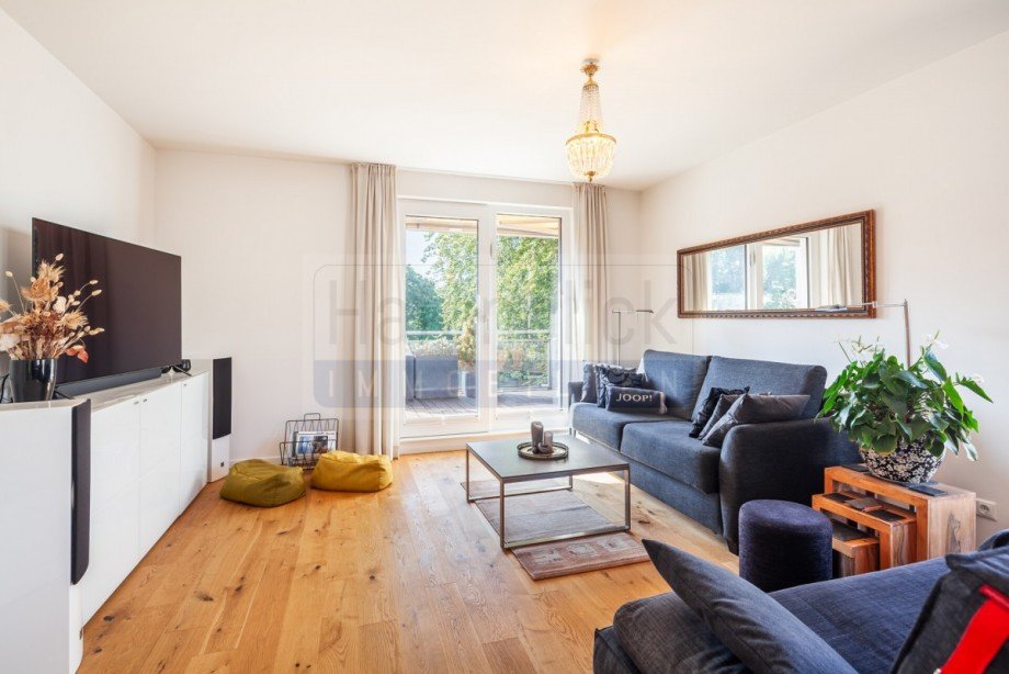 Wohnzimmer mit Terrassent�r Dachgeschosswohnung Bad Schwartau