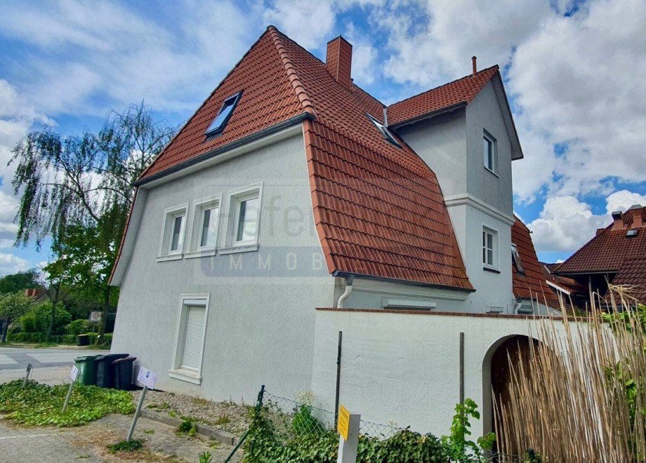 Hausseite Mehrfamilienhaus Heikendorf
