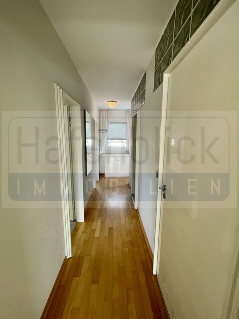 Flur Erdgeschosswohnung Gr�mitz