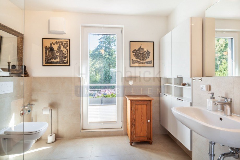 Hochwertiges Badezimmer Dachgeschosswohnung Bad Schwartau