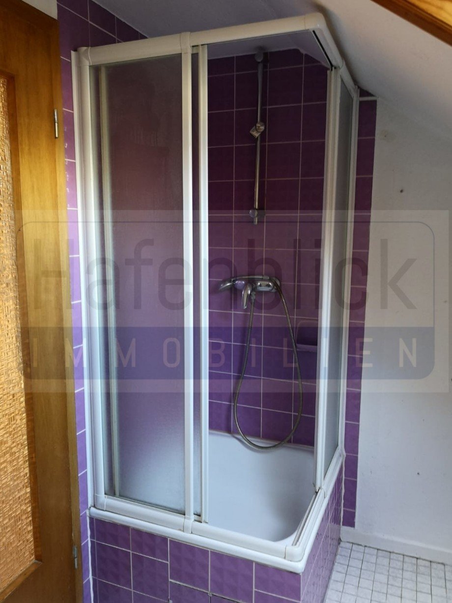Dusche OG Mehrfamilienhaus Preetz