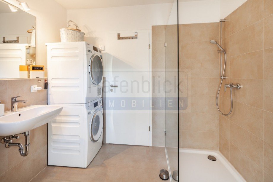 Walk-Inn-Dusche Dachgeschosswohnung Bad Schwartau