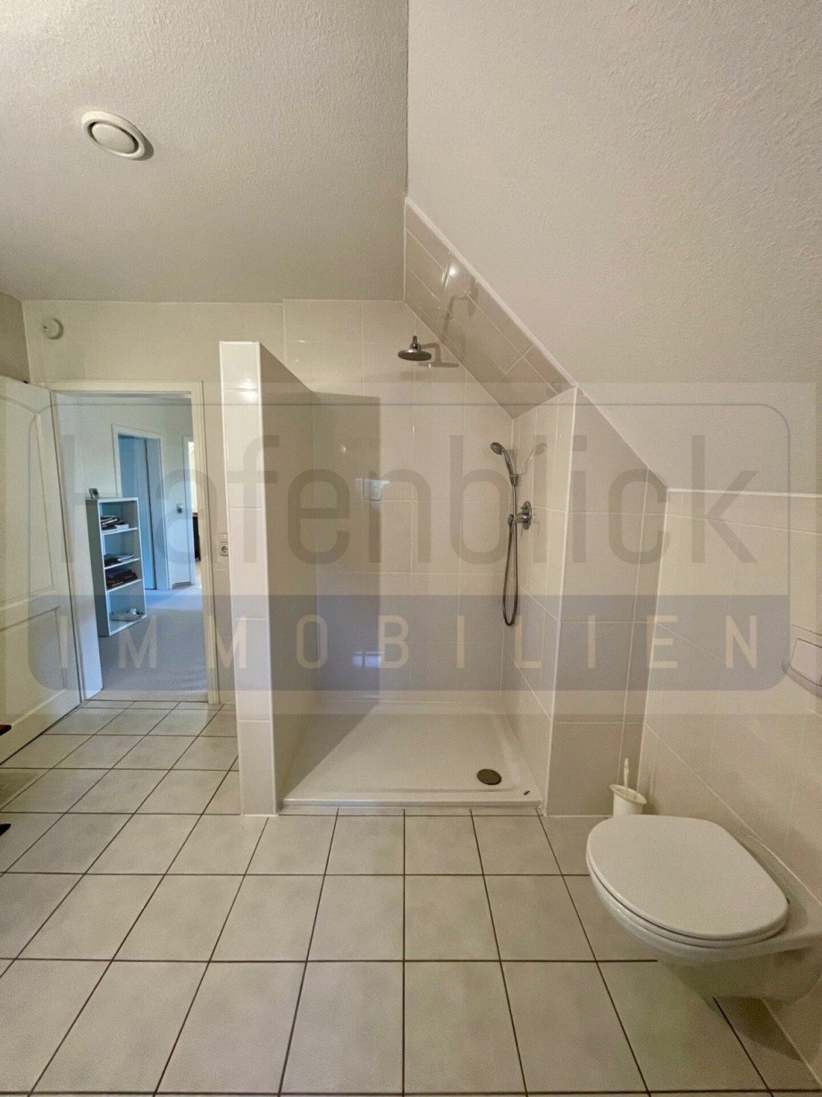 XL Dusche 1,20m OG Einfamilienhaus Gr�mitz