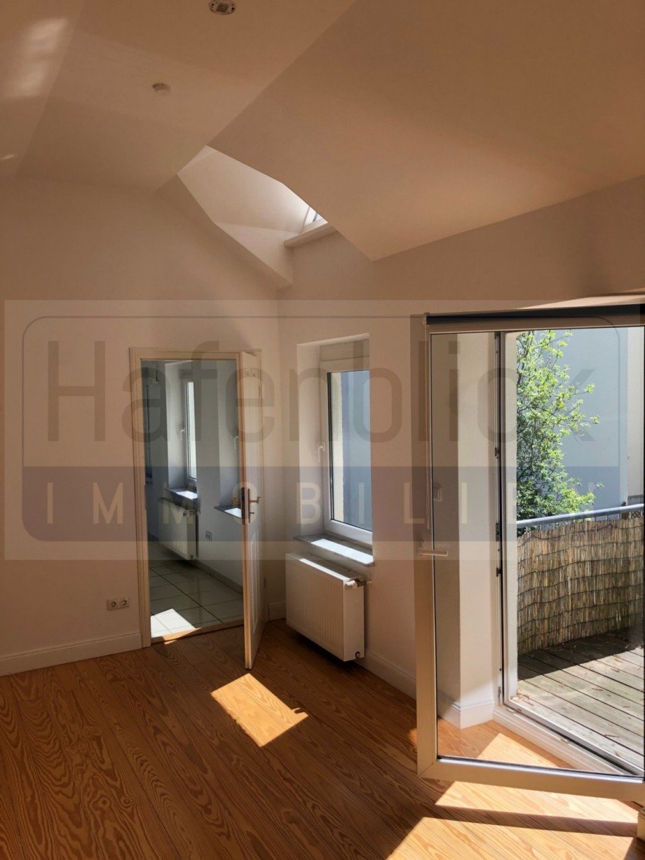 Schlafzimmer mit Balkon OG Einfamilienhaus Kiel / Pries