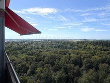 Blick �ber den Kammerwald Seitlicher Ostseeblick-Sonnenbalkon- Schlafnische- Tiefgaragenstellplatz -  Plaza Premium Residenz