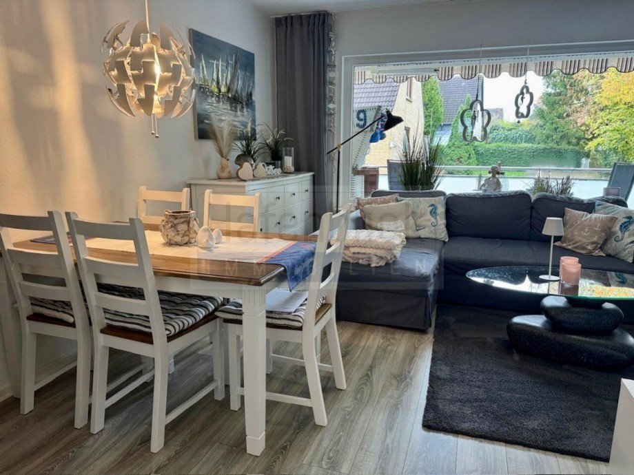 Wohnzimmer mit Essecke Erdgeschosswohnung Gr�mitz