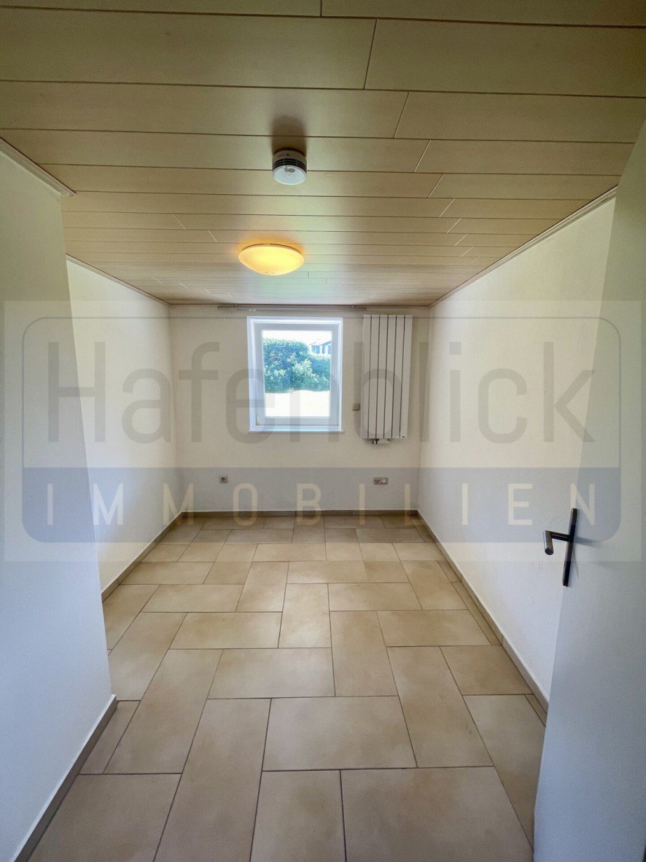 Zimmer 2 UG Bungalow Schashagen-Bliesdorf
