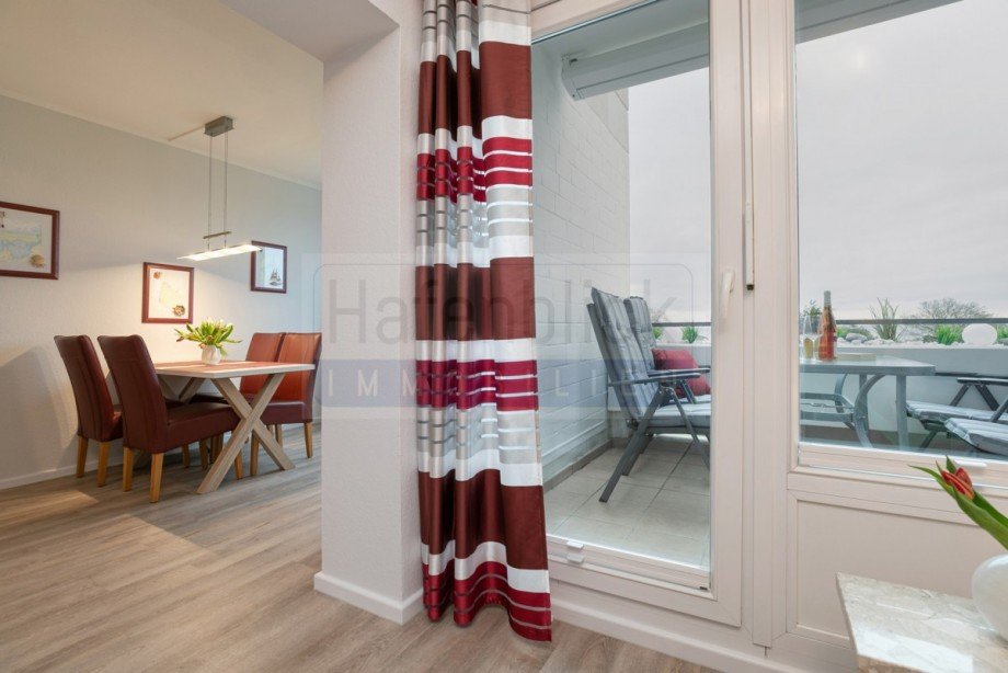 Wohnzimmer Balkonfenster Essecke Etagenwohnung Gr�mitz