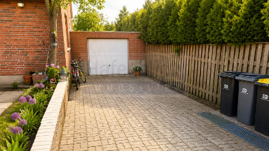 Garage-Auffahrt Einfamilienhaus Ahrensb�k