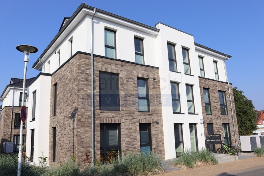 Traumwohnung mit Teilseeblick Etagenwohnung Gr�mitz