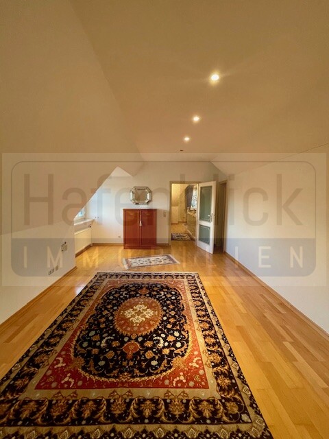 Gro�es Zimmer OG (2) Einfamilienhaus L�beck