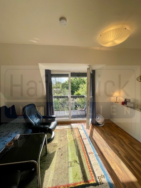 Wohnzimmer lichtdurchflutet Etagenwohnung L�beck / Travem�nde