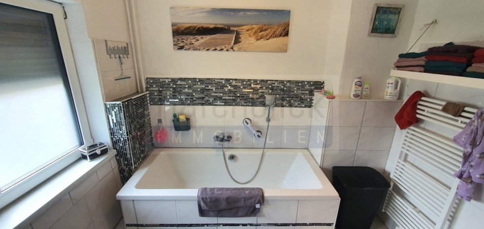 Vollbad mit Fenster Einfamilienhaus Rendsburg