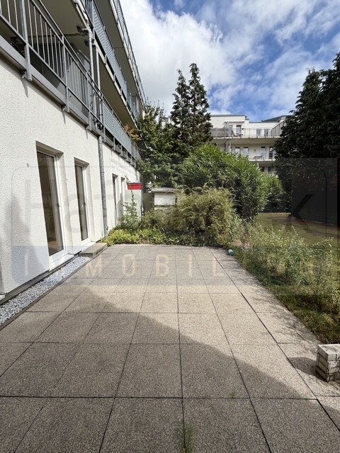 Sonnige Terrasse im Hinterhof Erdgeschosswohnung Hamburg