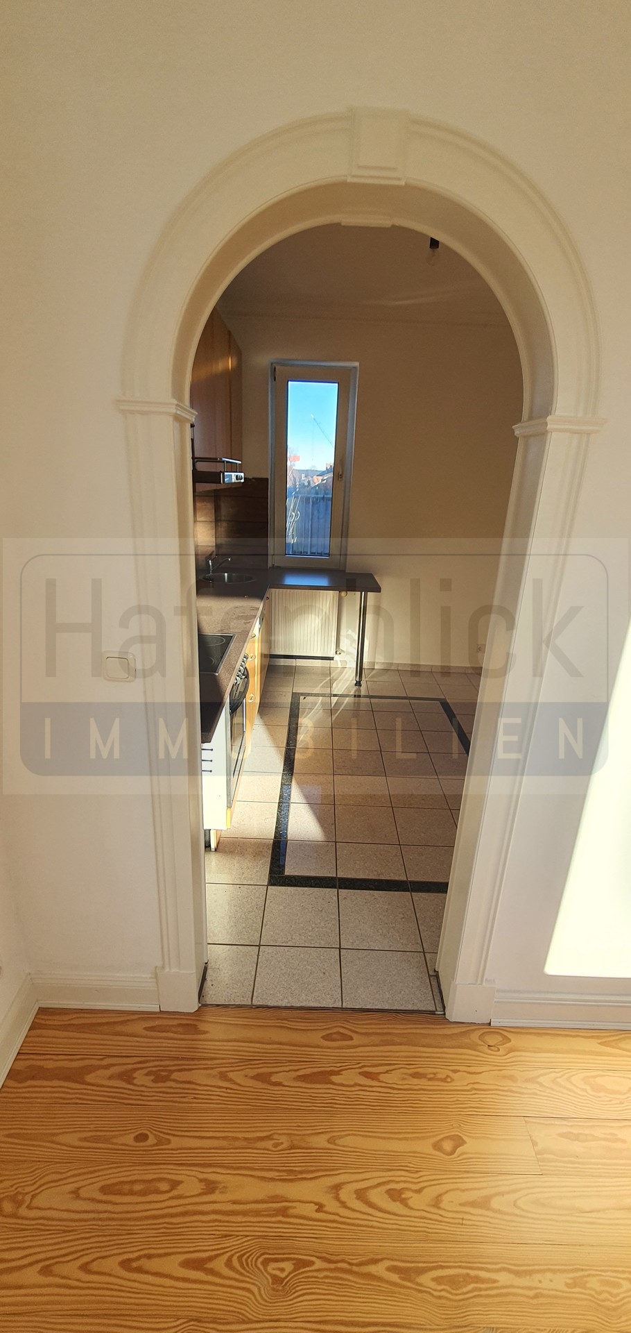 Durchblick Einbauk�che Wohnung Kiel