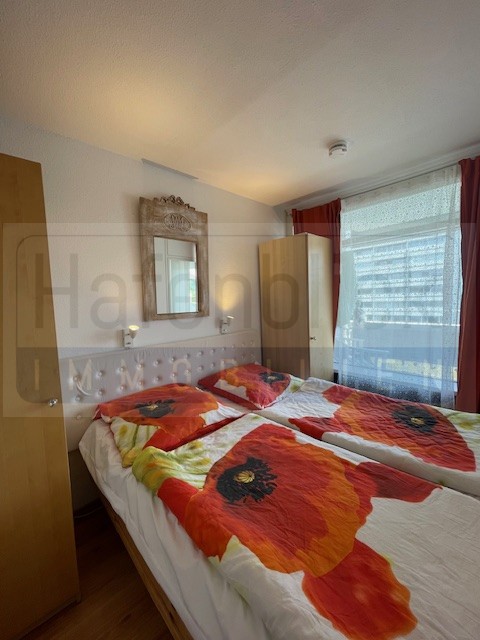 Schlafzimmer mit Fenster Wohnung Sierksdorf