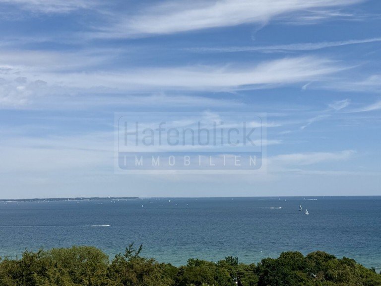 Meerblick mit Segelbooten Timmendorfer Strand Etagenwohnung Traumhaftes Meerblick Appartement-Panoramaseeblick-Plaza Premium Residenz- Timmendorfer Strand