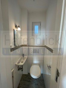 WC Top Lage-Wasserblick ! Sanierte 4-Zimmer-Altbau-2 Balkone-Denkmalschutz Abschreibung
