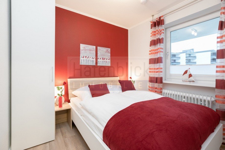 2.hintere Schlafzimmer Etagenwohnung Gr�mitz