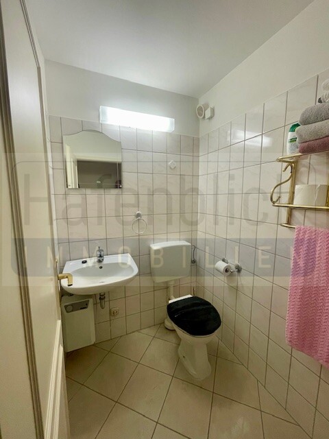 Toilette im Keller Einfamilienhaus L�beck