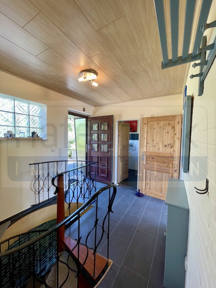 Eingangsbereich-Haust�r Bungalow Schashagen-Bliesdorf