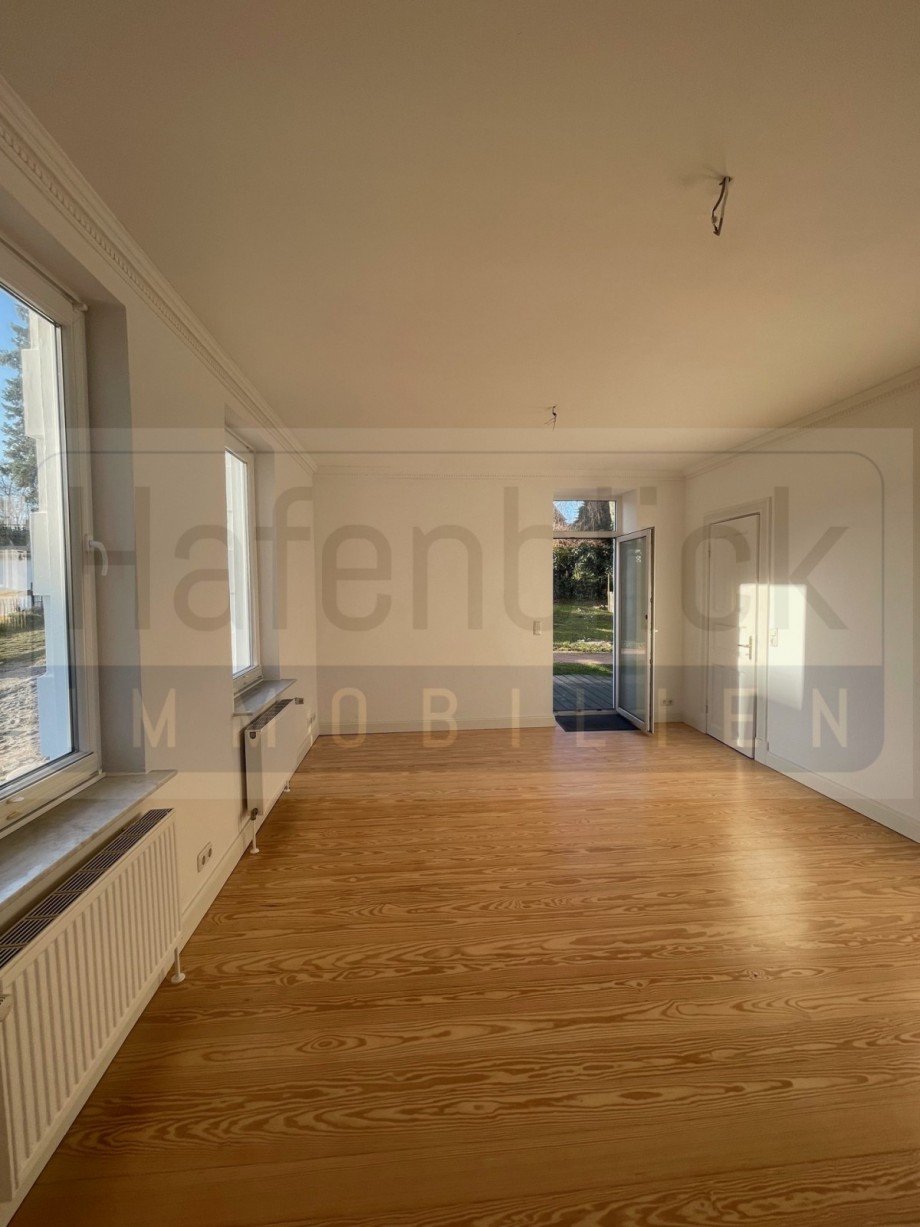 Wohnzimmer mit Terrassent�r Wohnung Kiel / Pries
