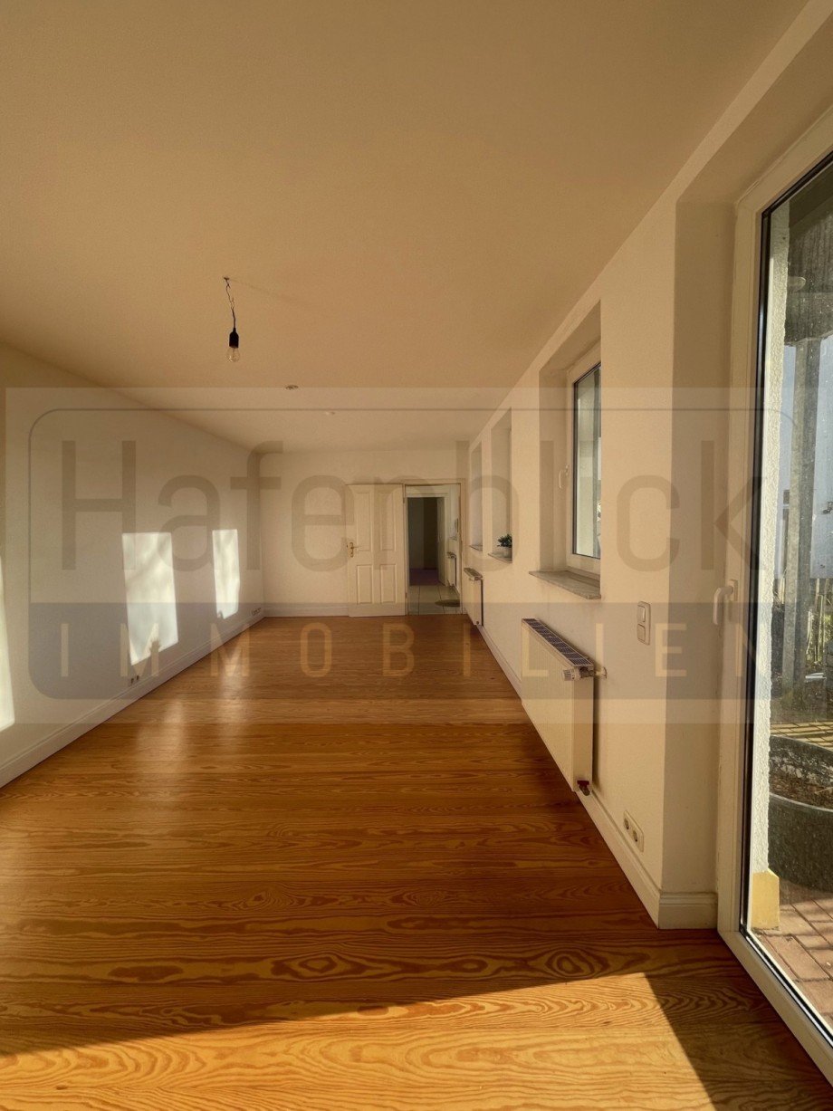 Balkonzimmer OG Wohnung Kiel / Pries