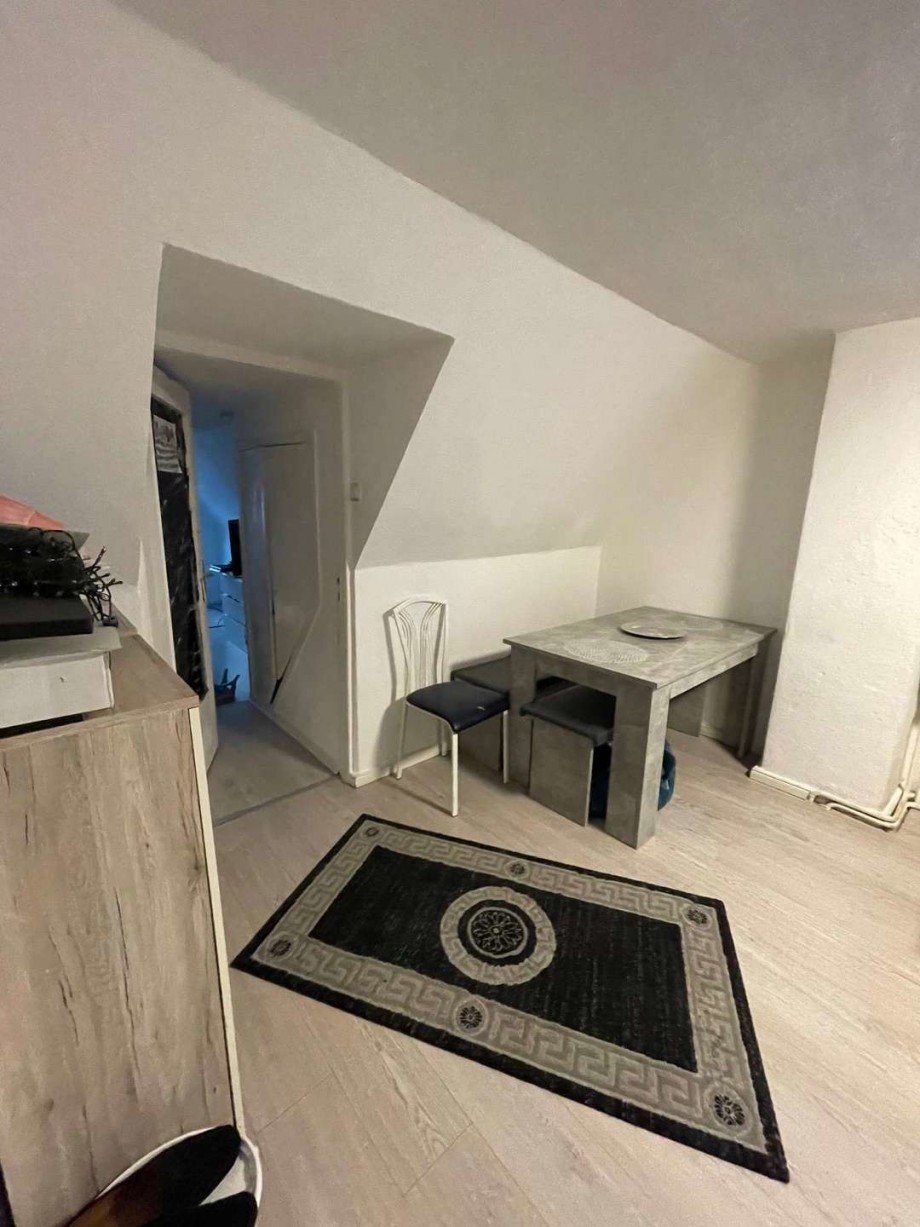 Durchblick.Flur.OG Mehrfamilienhaus L�beck