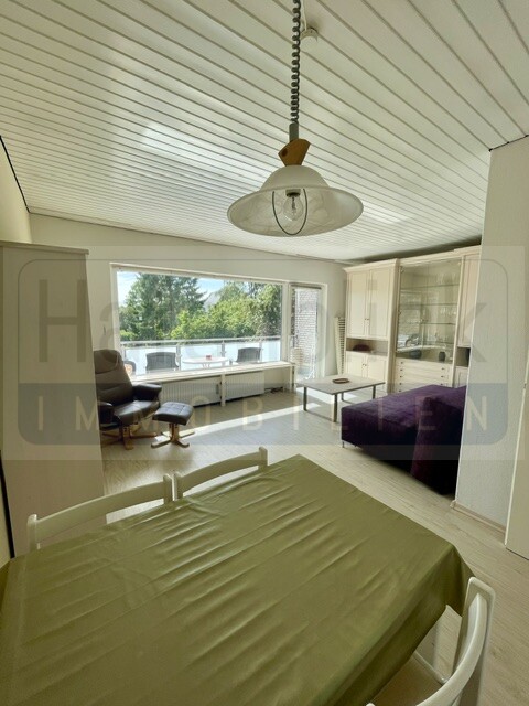 Gro�es Wohnzimmer Erdgeschosswohnung Gr�mitz
