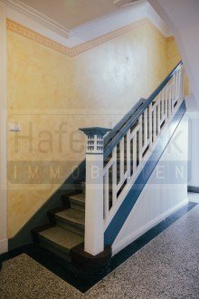 Treppenhaus Top Lage-Wasserblick ! Sanierte 4-Zimmer-Altbau-2 Balkone-Denkmalschutz Abschreibung