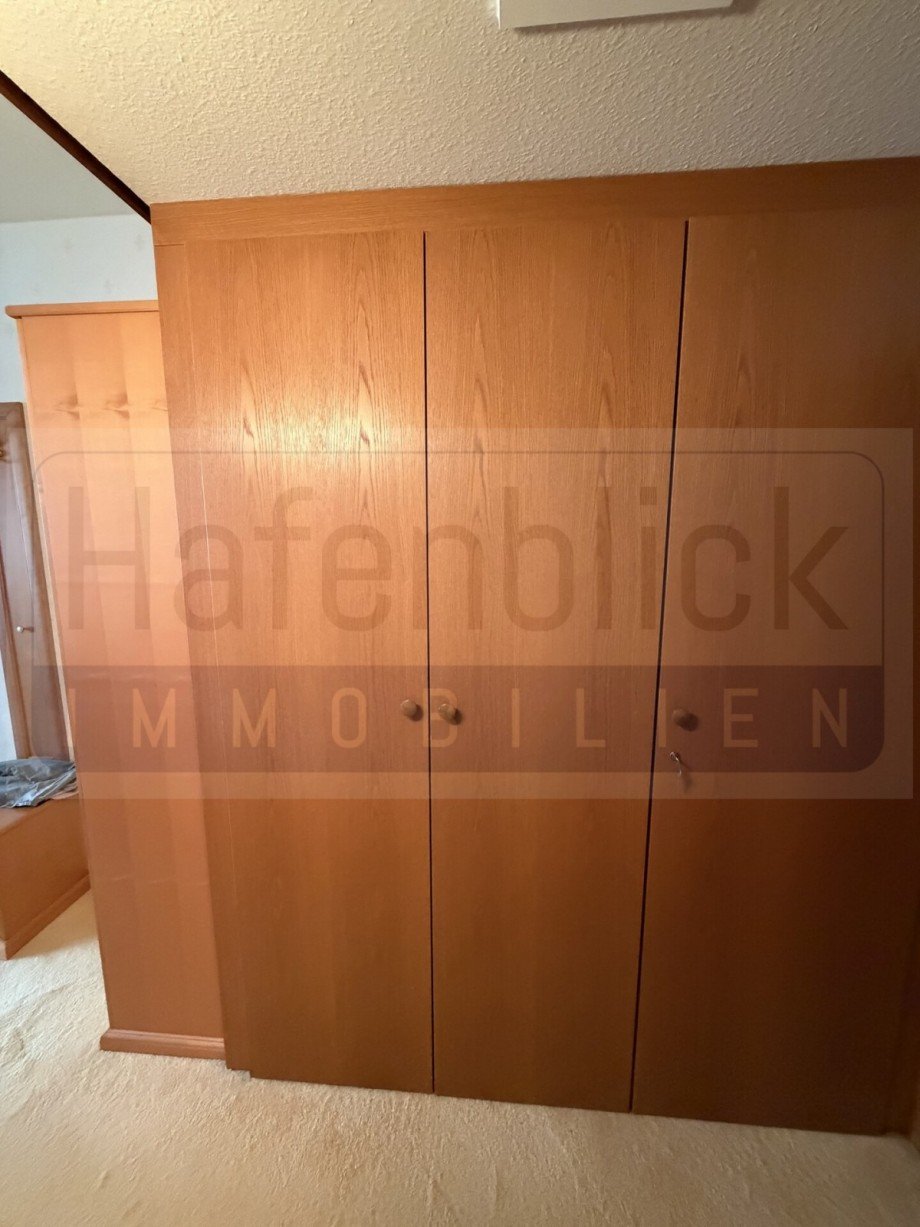 Einbauschr�nke mit K�che Etagenwohnung Timmendorfer Strand