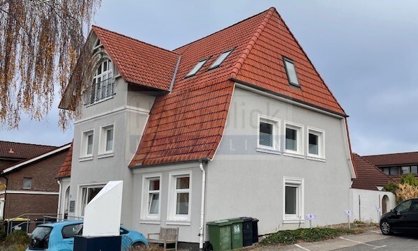 Hausseite Mehrfamilienhaus Heikendorf
