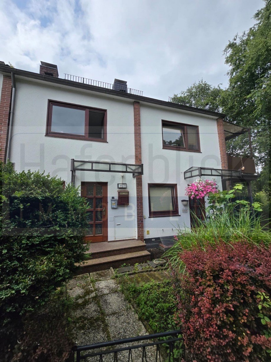Hausfronten Mehrfamilienhaus Preetz